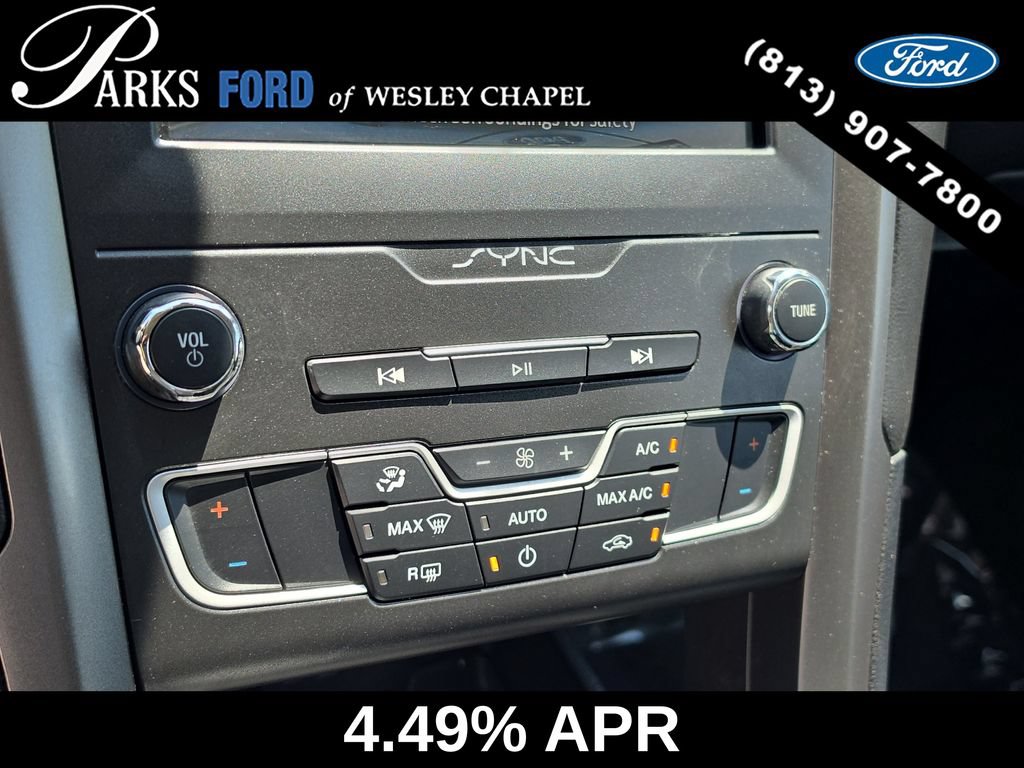 Certified 2020 Ford Fusion SE FWD image 23