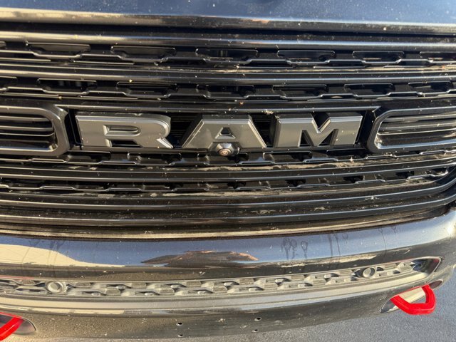 Used 2020 RAM 1500 Limited w/ Black Appearance Package AWD/4WD image 23