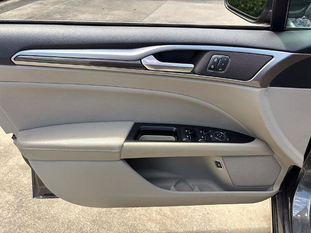 Certified 2019 Ford Fusion SEL FWD image 15