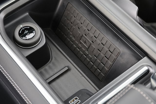 Certified 2025 Ford Expedition Platinum w/ Driver's Package image 35