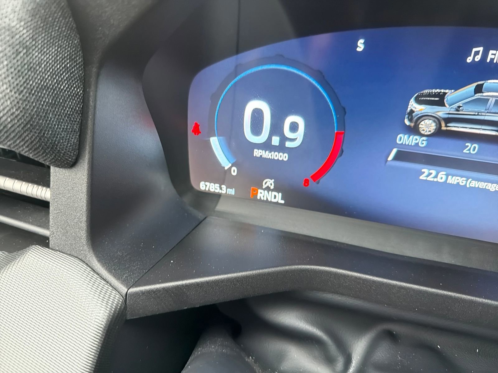 Certified 2025 Ford Explorer ST-Line image 24