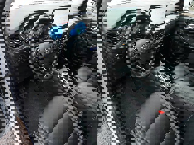 Certified 2025 Ford Escape Platinum image 11