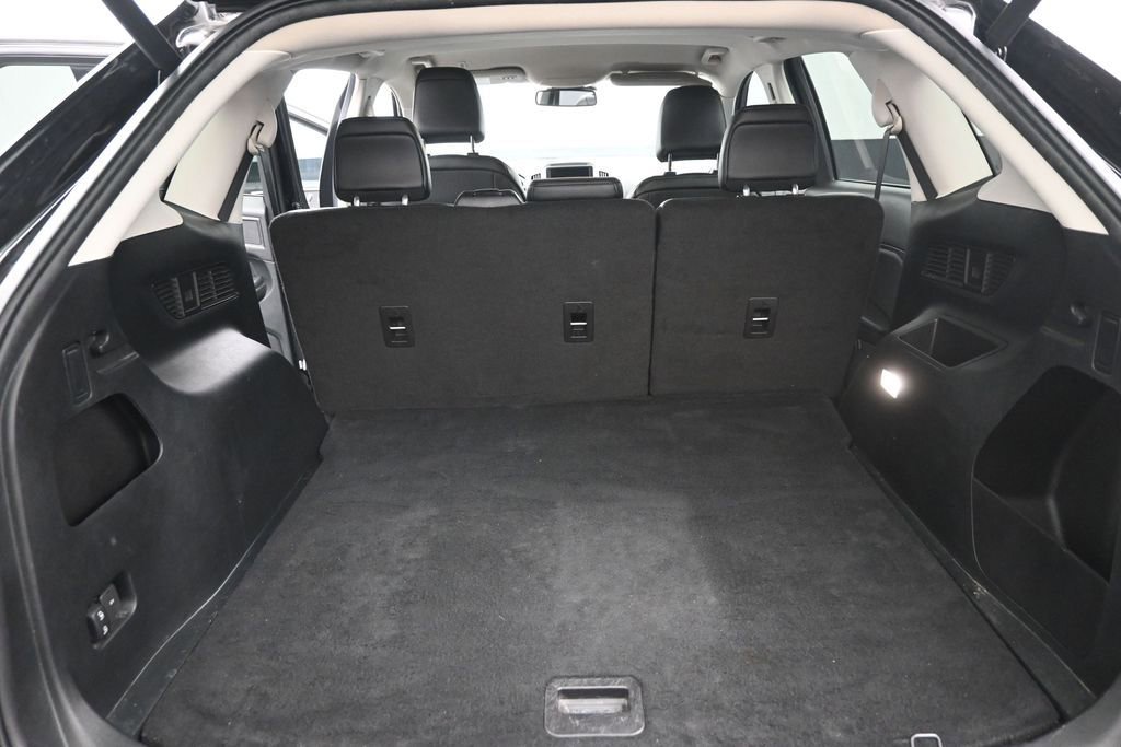 Certified 2023 Ford Edge SEL w/ Convenience Package AWD/4WD image 2