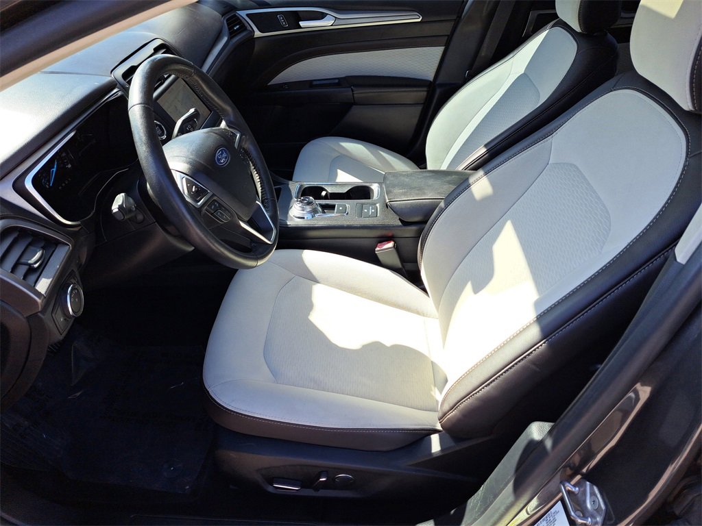 Certified 2020 Ford Fusion SE w/ Equipment Group 151A image 12