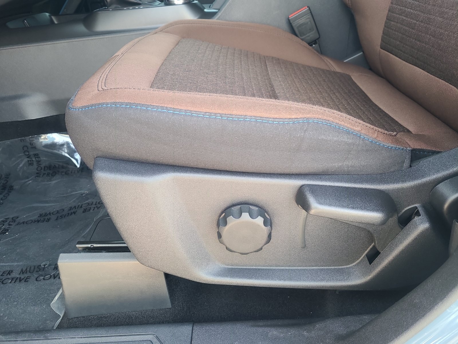 Certified 2023 Ford Bronco Outer Banks AWD/4WD image 14