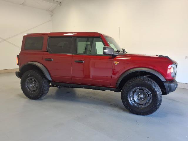 Certified 2025 Ford Bronco Badlands AWD/4WD image 2