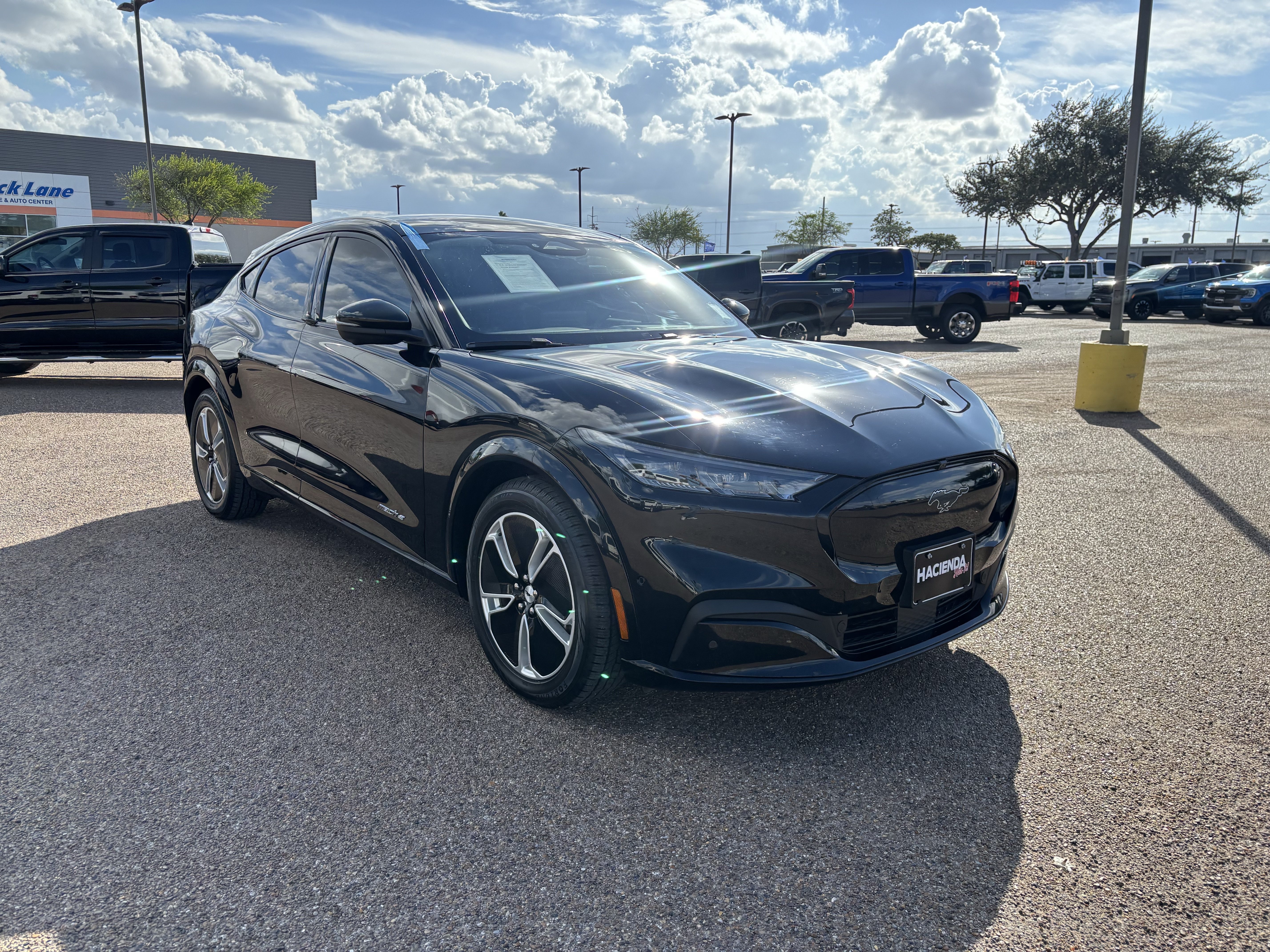 Certified 2023 Ford Mustang Mach-E Premium RWD image 4