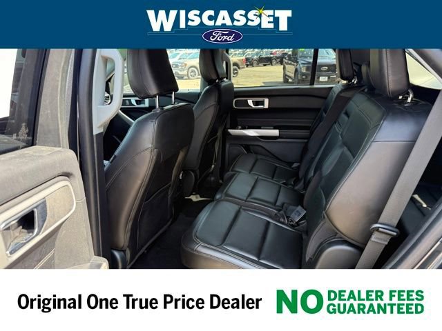 Certified 2022 Ford Explorer XLT w/ Equipment Group 202A image 12