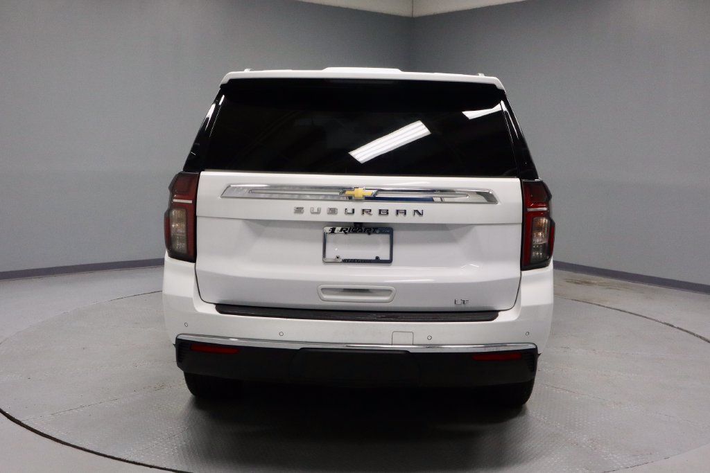 Used 2024 Chevrolet Suburban LT w/ LT Signature Plus Package AWD/4WD image 10