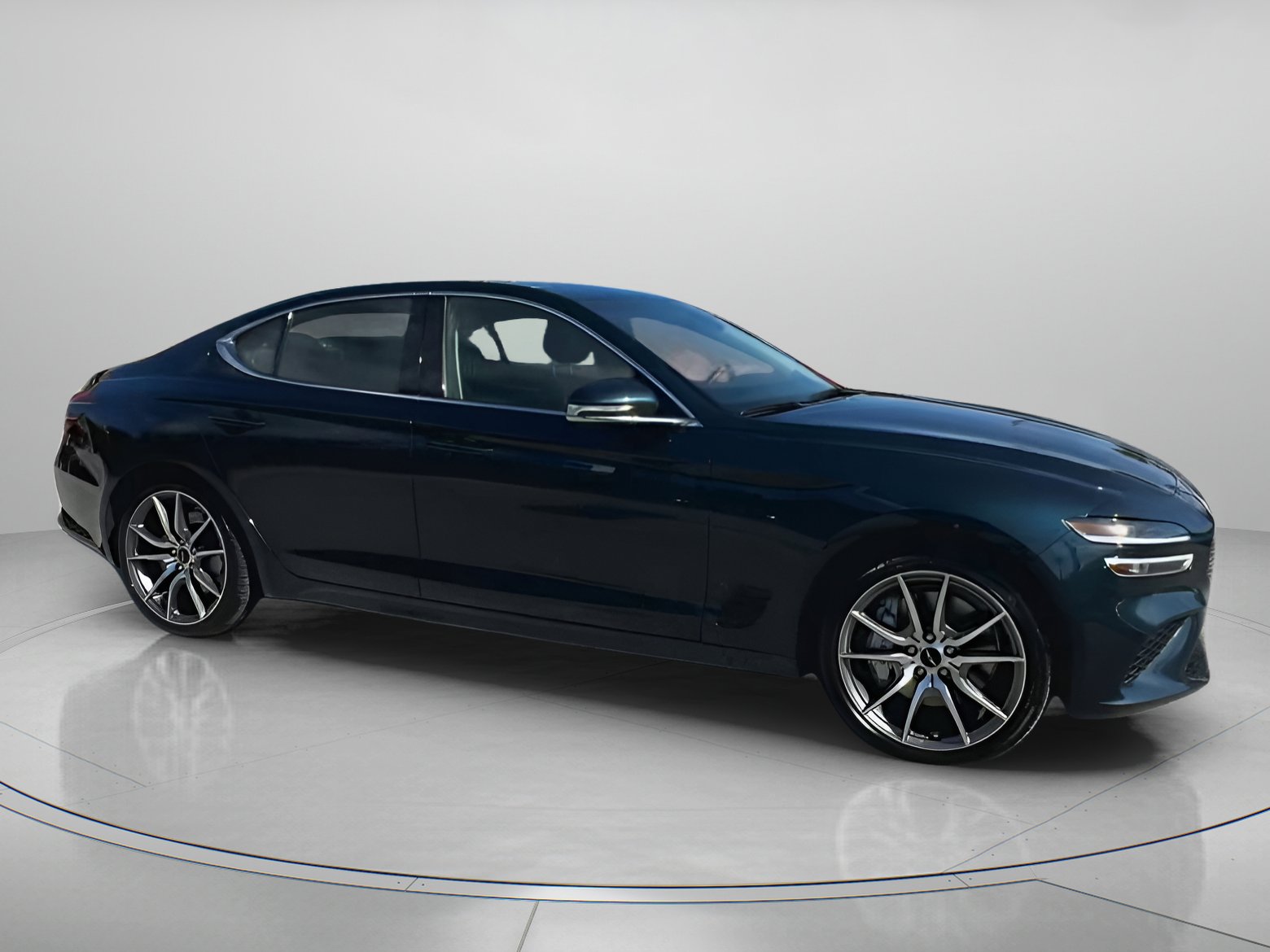 Used 2025 Genesis G70 2.5T image 34