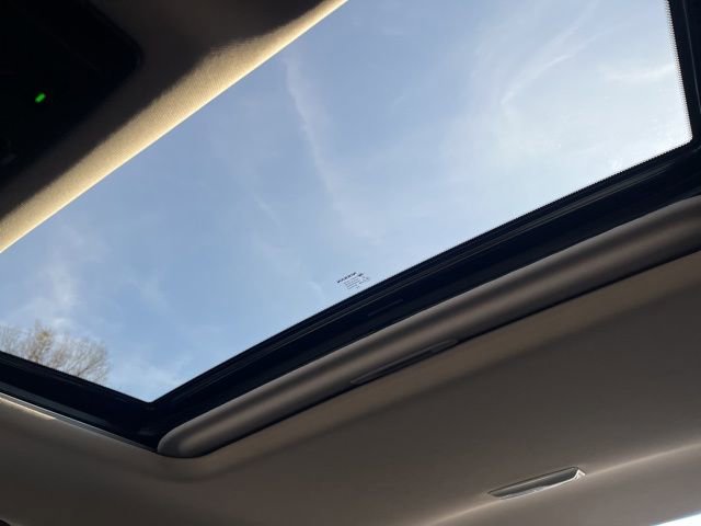 Used 2023 Nissan Altima 2.5 SR w/ SR Premium Package image 15