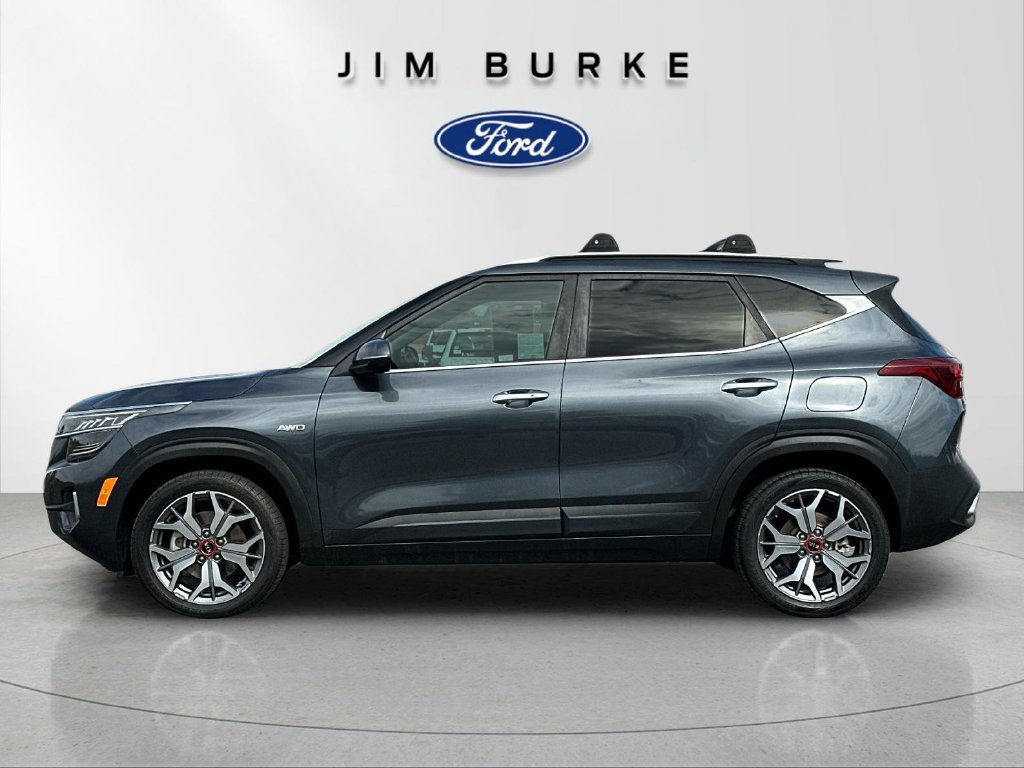 Used 2021 Kia Seltos SX w/ SX Sunroof Package AWD/4WD image 2