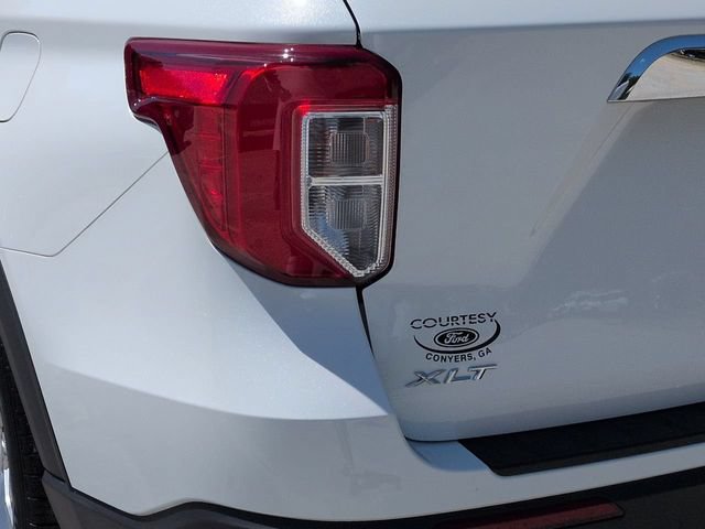 Certified 2024 Ford Explorer XLT w/ Equipment Group 202A RWD image 14