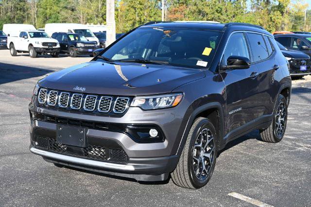 Used 2024 Jeep Compass Limited AWD/4WD image 5