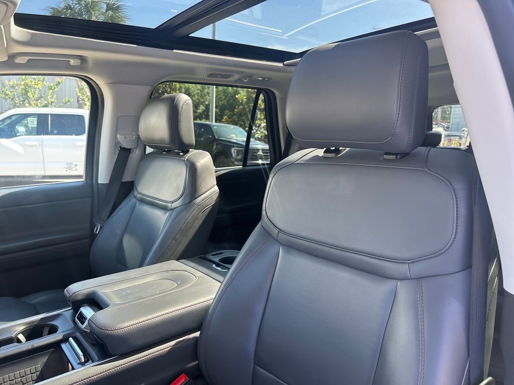 Certified 2025 Ford Expedition Active RWD image 10