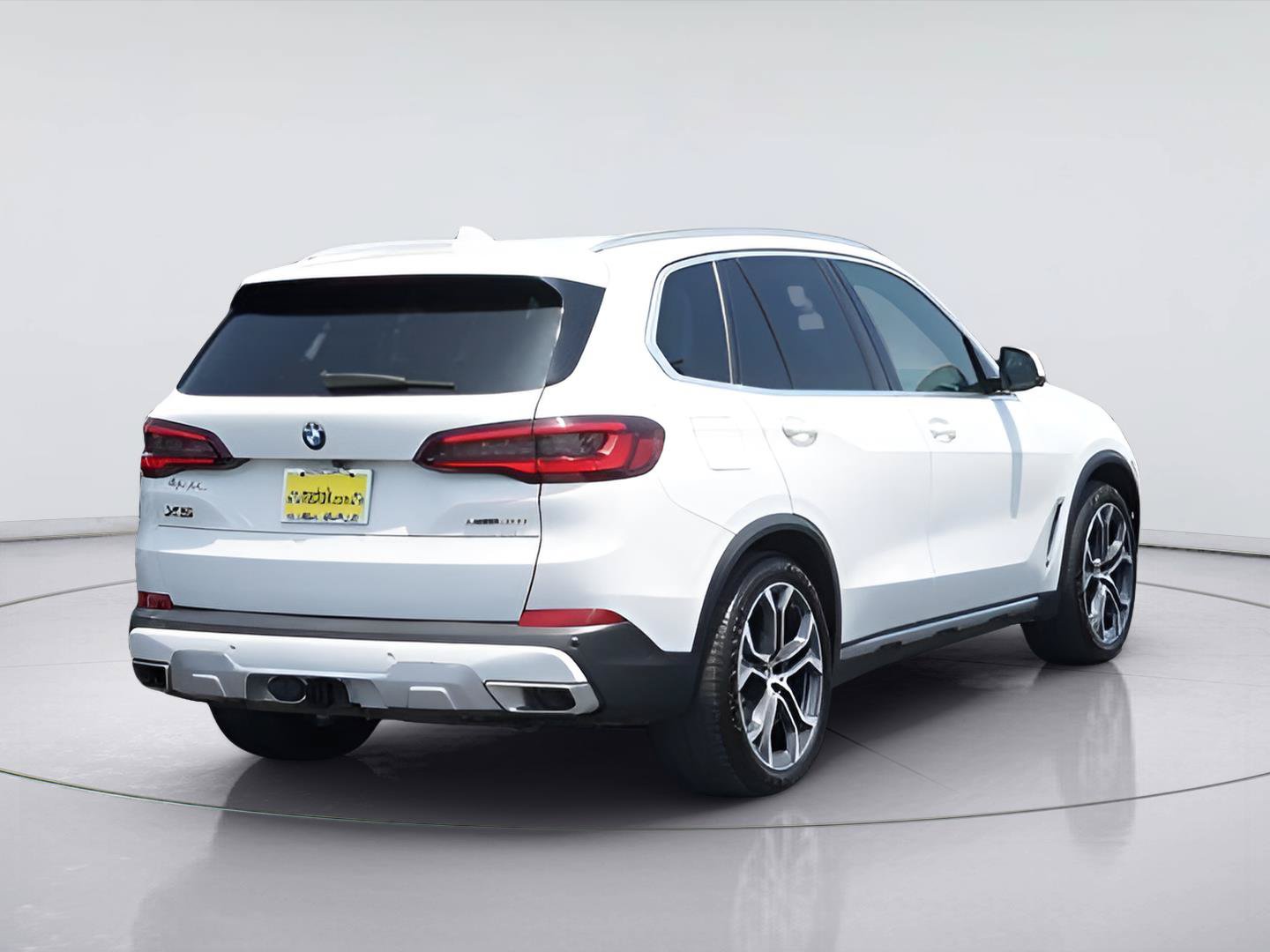 Used 2023 BMW X5 xDrive40i w/ Premium Package AWD/4WD image 6