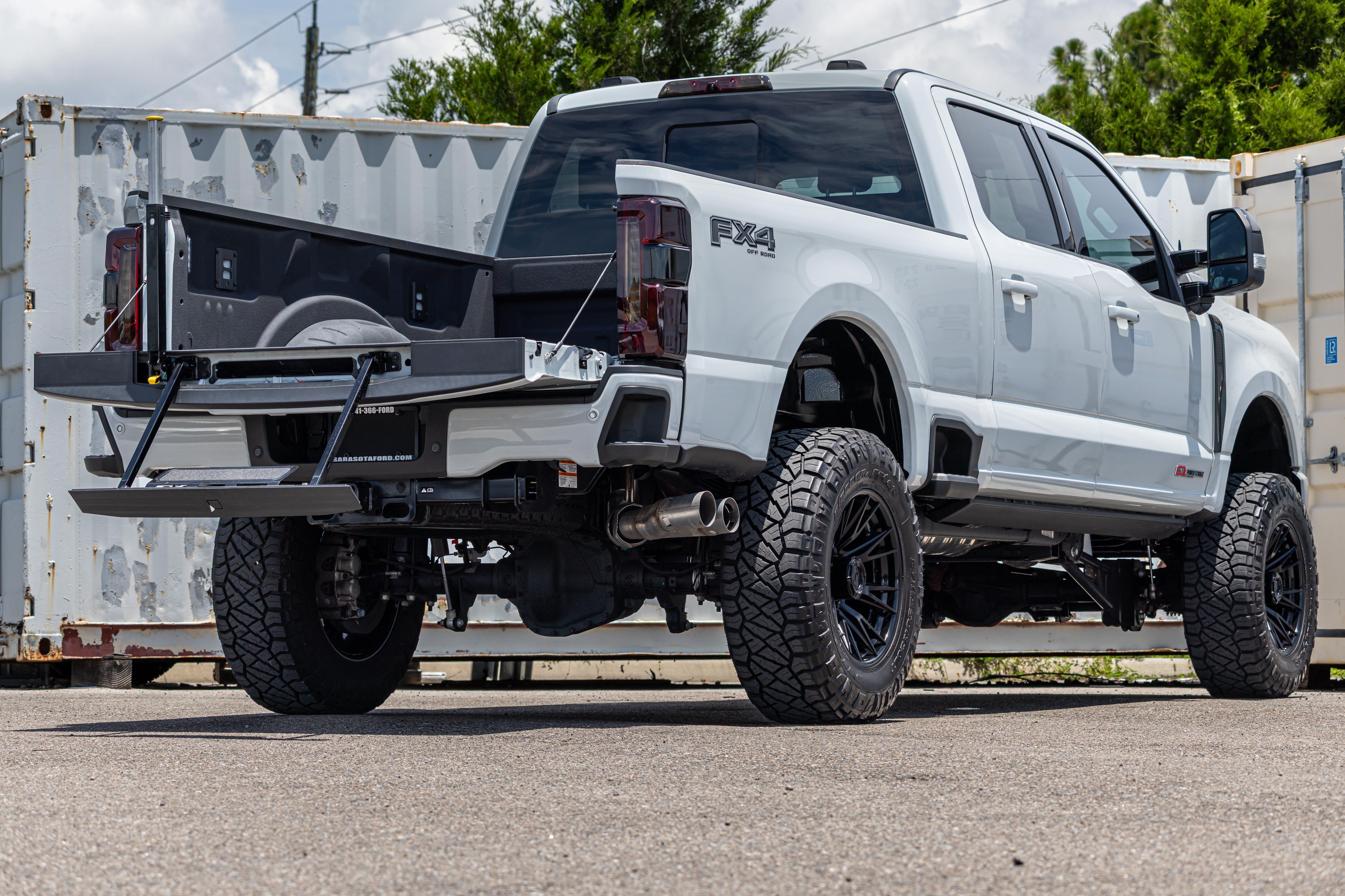 Certified 2025 Ford F250 Lariat w/ Lariat Ultimate Package AWD/4WD image 34