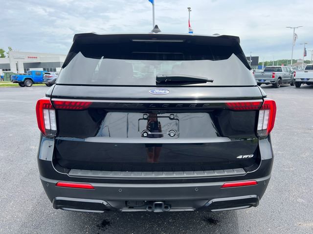 Certified 2025 Ford Explorer ST-Line AWD/4WD image 6
