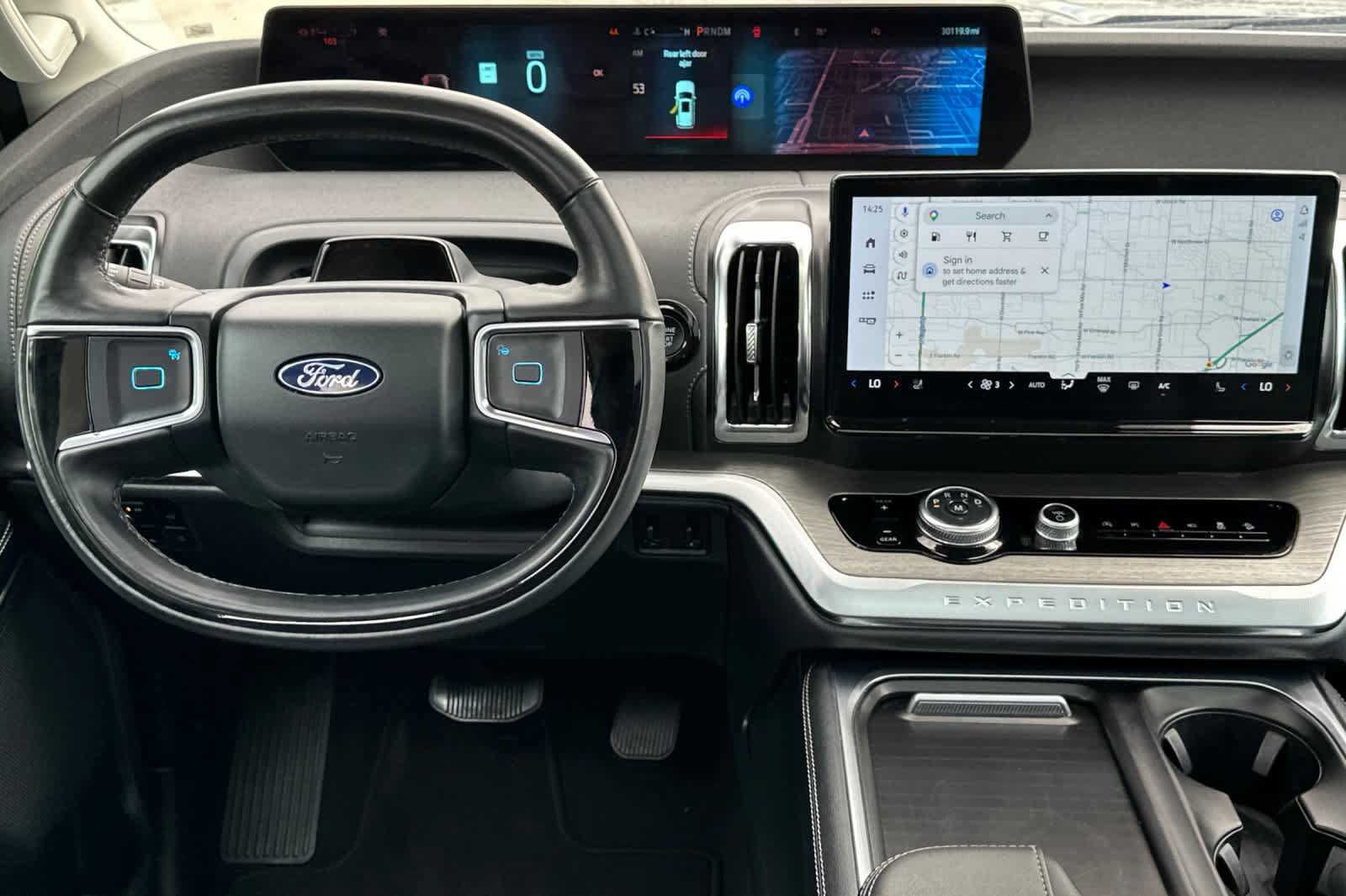 Certified 2025 Ford Expedition Platinum AWD/4WD image 14