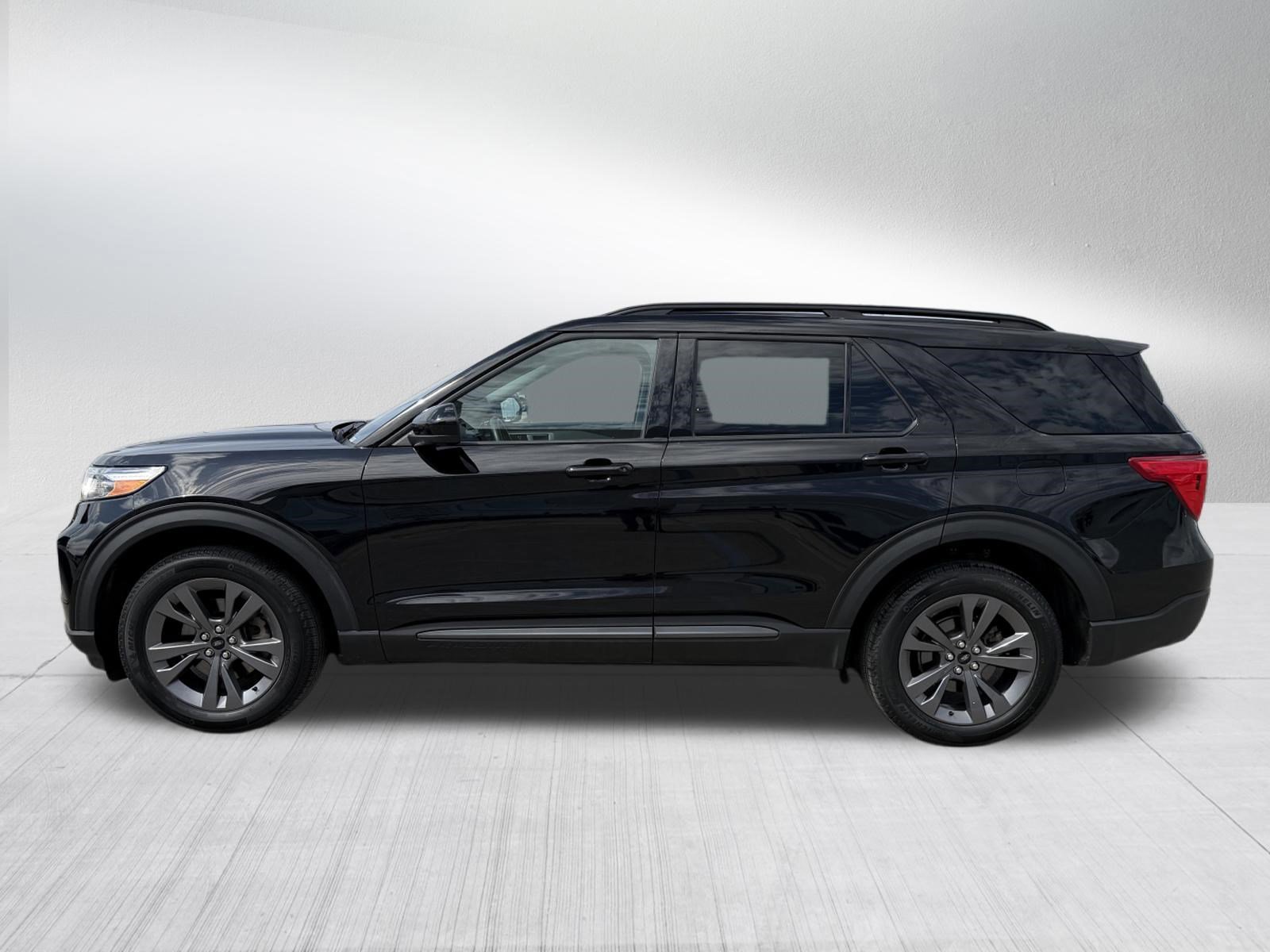 Certified 2023 Ford Explorer XLT w/ Equipment Group 202A AWD/4WD video 2