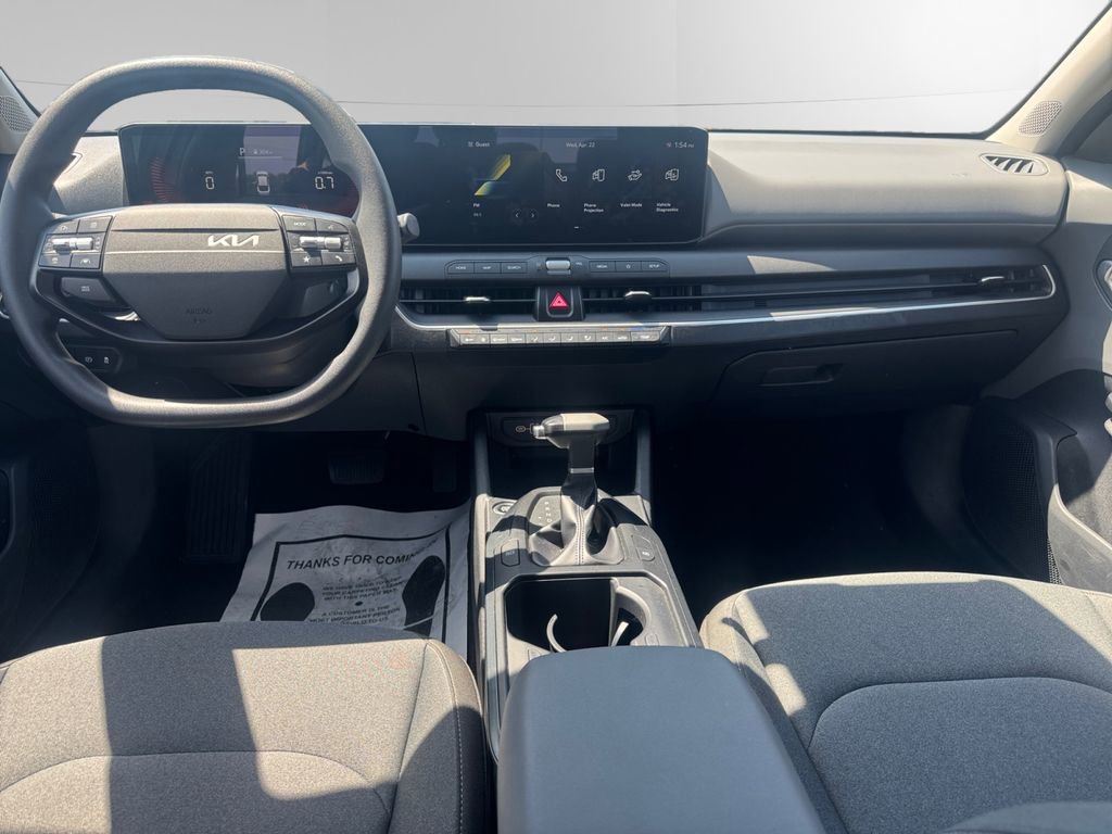 Used 2025 Kia K4 FWD image 10