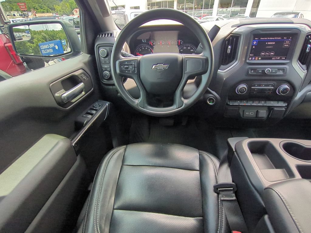 Used 2022 Chevrolet Silverado 1500 Custom Trail Boss w/ Midnight Edition AWD/4WD image 19