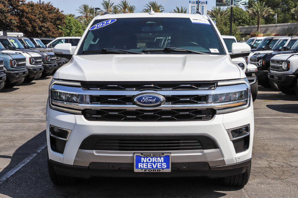 Certified 2024 Ford Expedition Max Limited AWD/4WD image 2