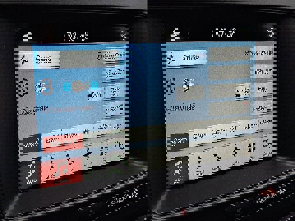 Certified 2017 Ford Explorer XLT w/ Equipment Group 202A image 19