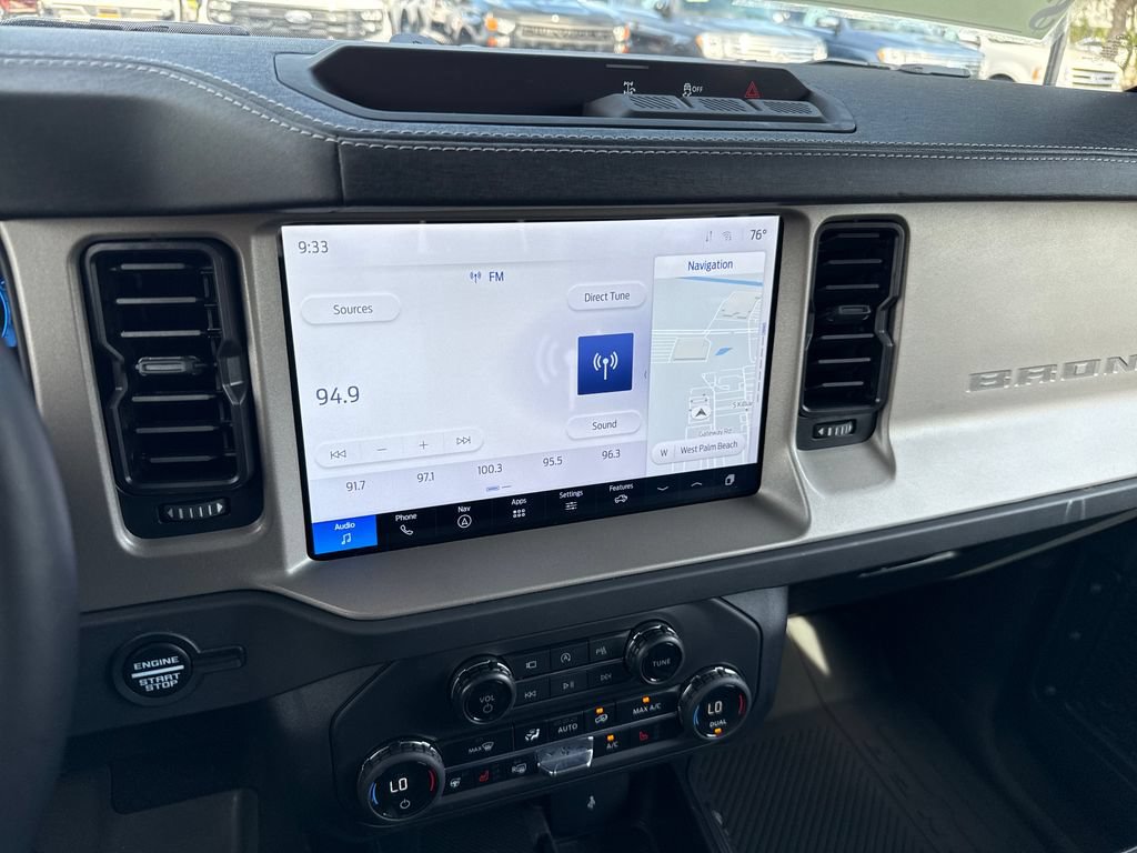 Certified 2025 Ford Bronco Outer Banks AWD/4WD image 18