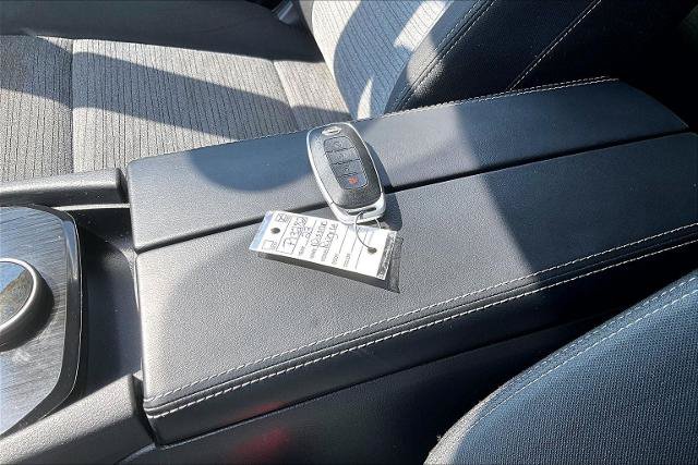 Used 2023 Nissan Rogue SV AWD/4WD image 11