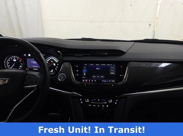 Used 2024 Cadillac XT6 Sport w/ Technology Package AWD/4WD image 9