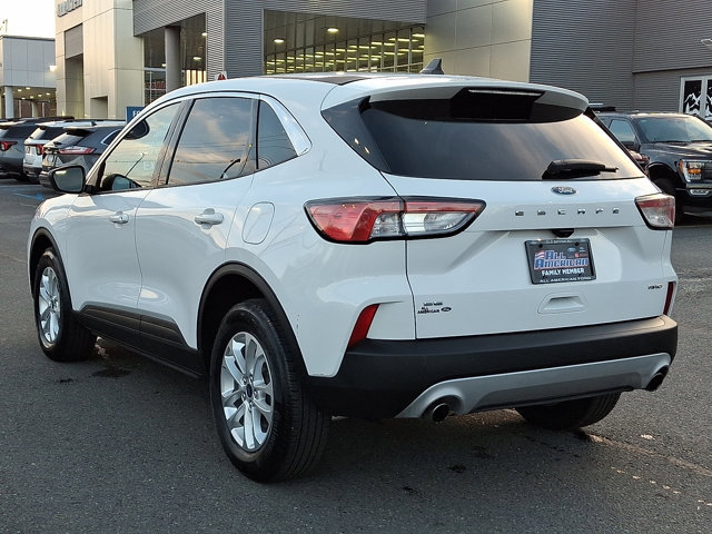 Certified 2022 Ford Escape SE w/ Cold Weather Package image 8