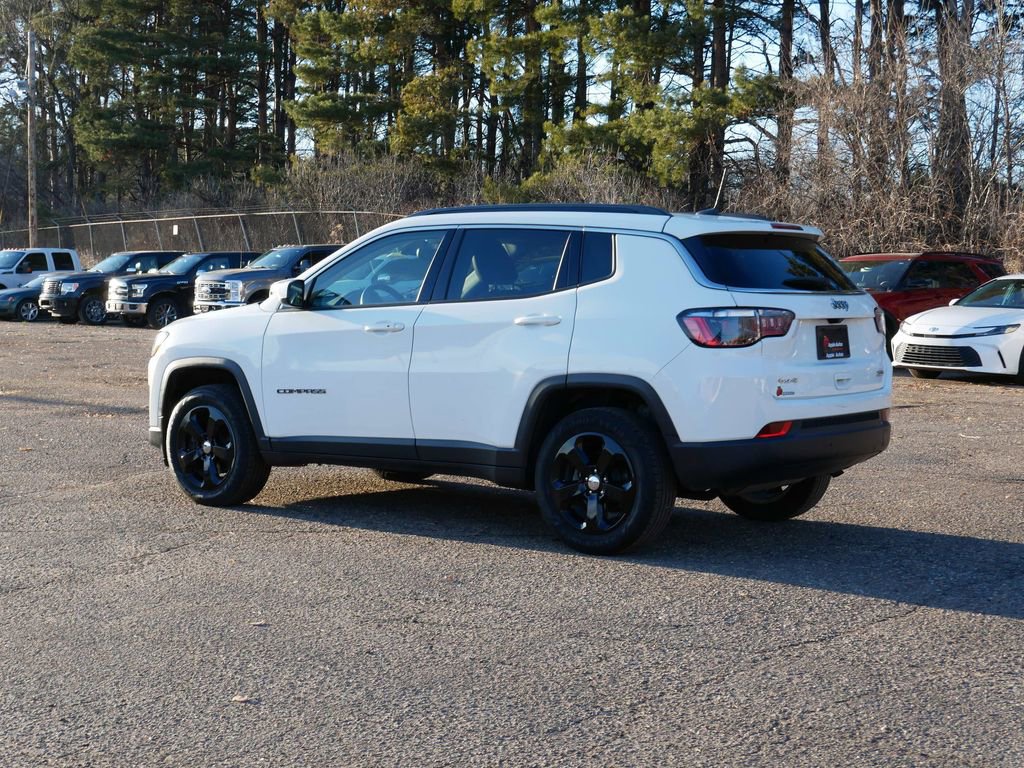 Used 2018 Jeep Compass Latitude w/ Popular Equipment Group image 4