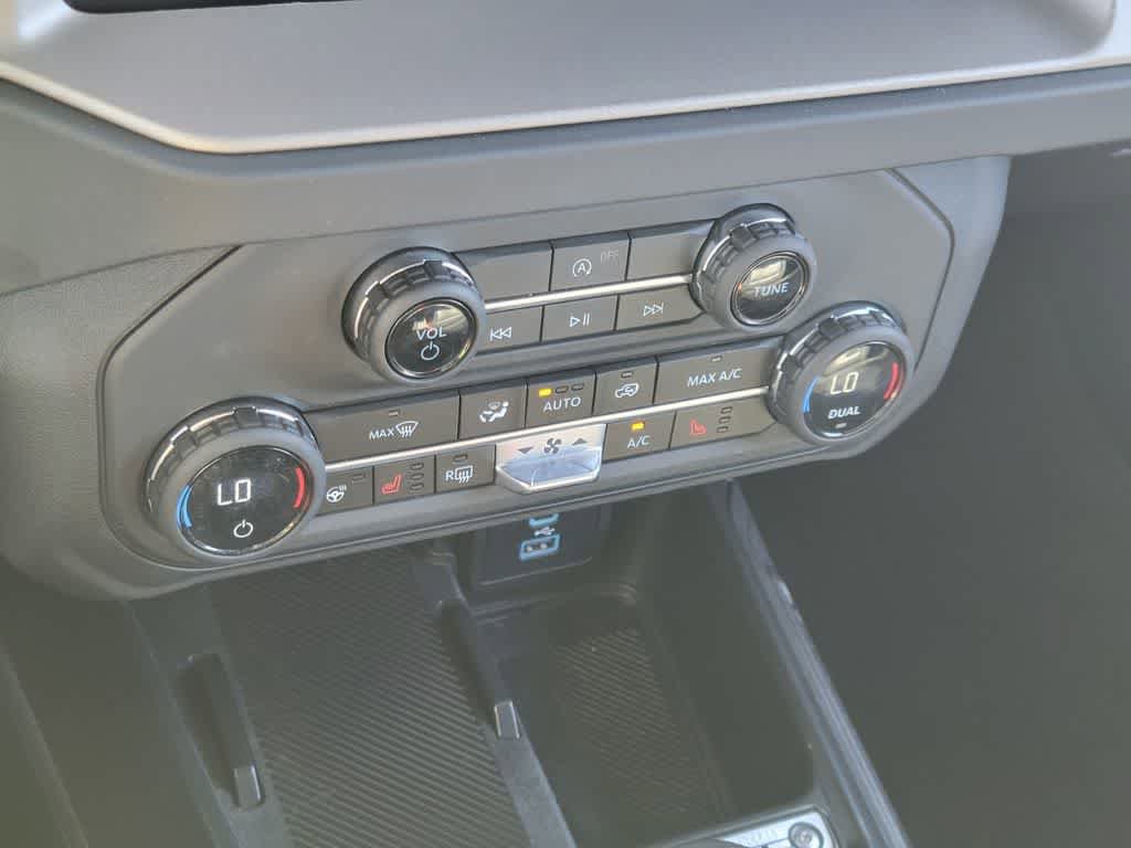 Certified 2025 Ford Bronco Outer Banks AWD/4WD image 24