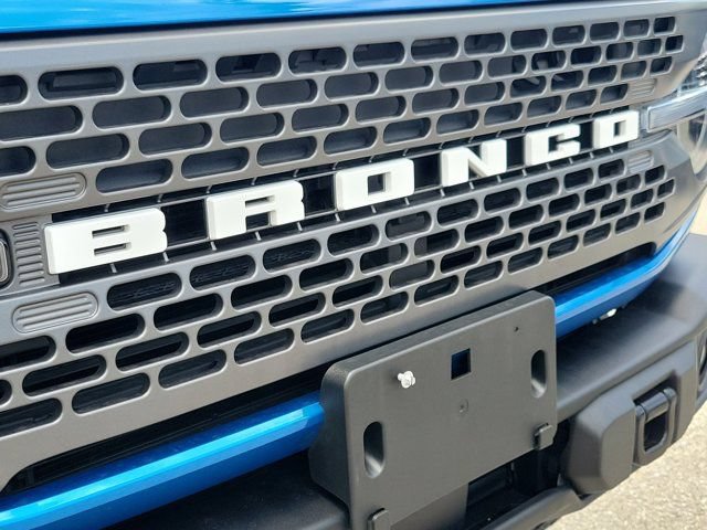Certified 2025 Ford Bronco Badlands AWD/4WD image 7