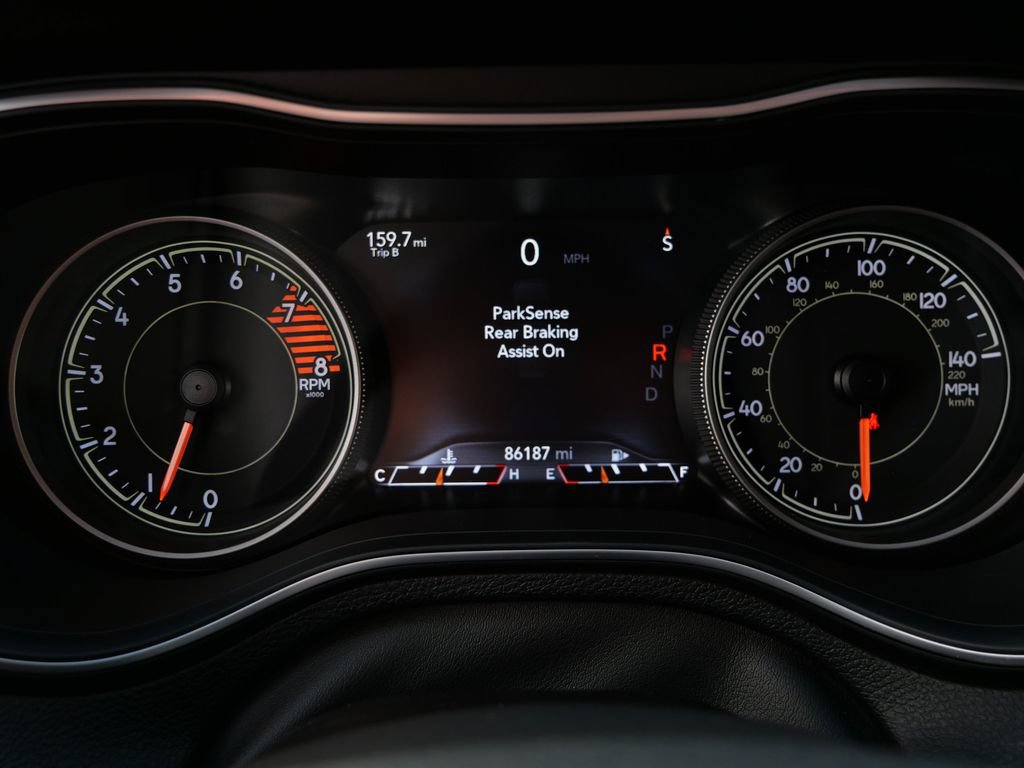 Used 2019 Jeep Cherokee Limited w/ Trailer Tow Group AWD/4WD image 30