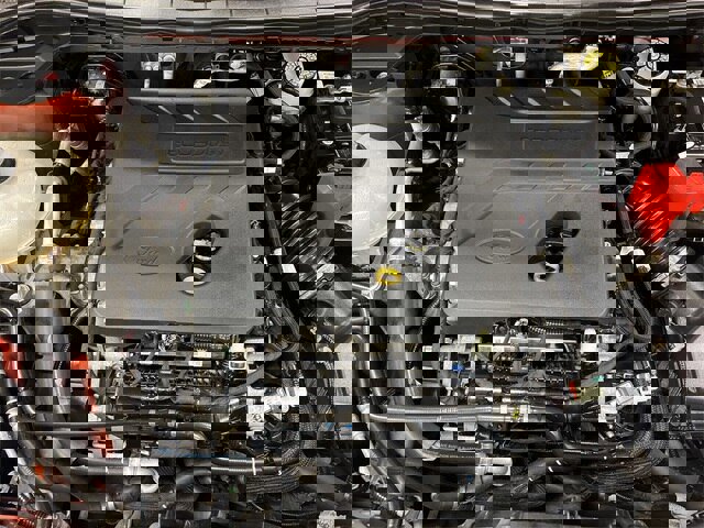 Certified 2020 Ford Escape SE image 11