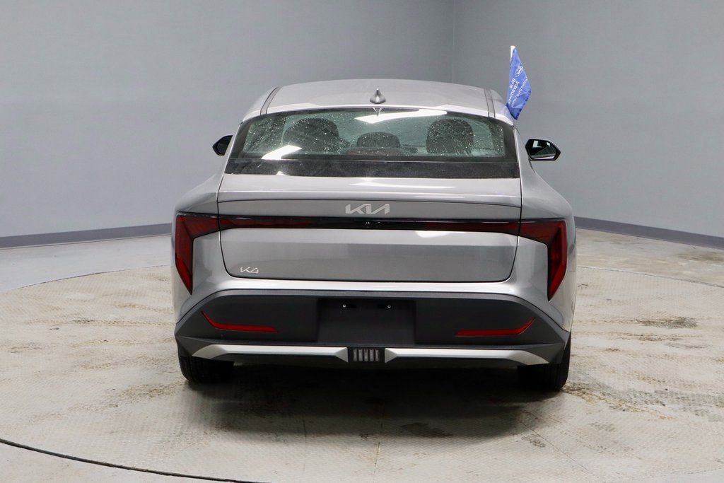 Used 2025 Kia K4 LXS image 4