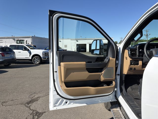 Certified 2023 Ford F250 Lariat w/ Chrome Package AWD/4WD image 10