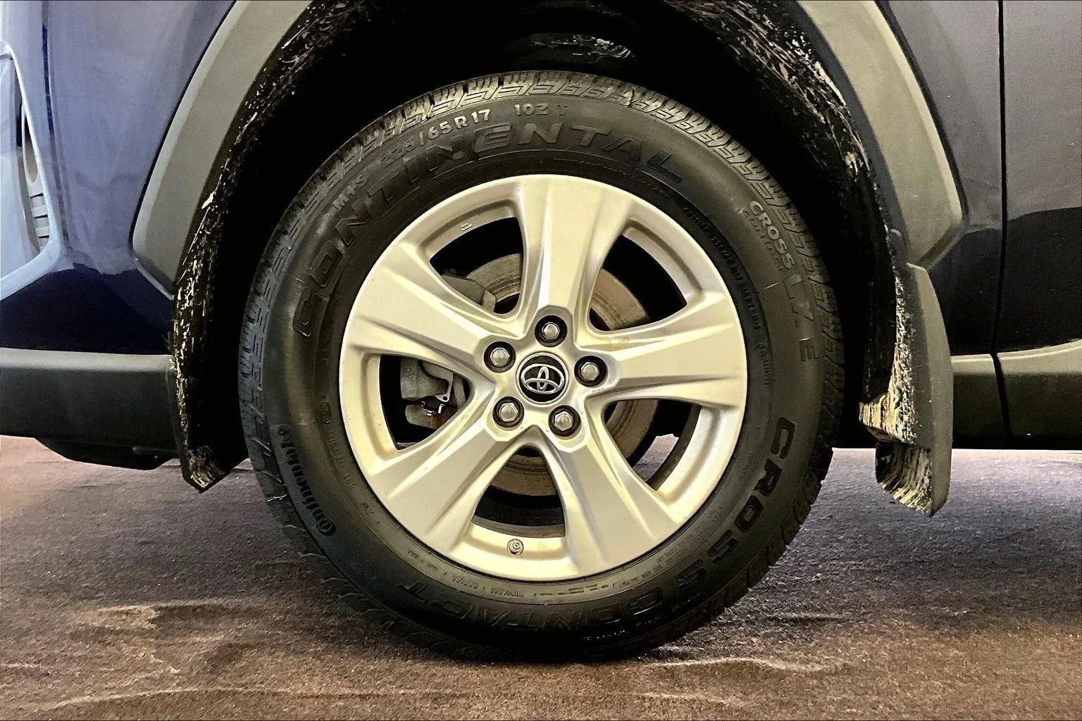 Used 2019 Toyota RAV4 XLE w/ All Weather Liner Package image 8