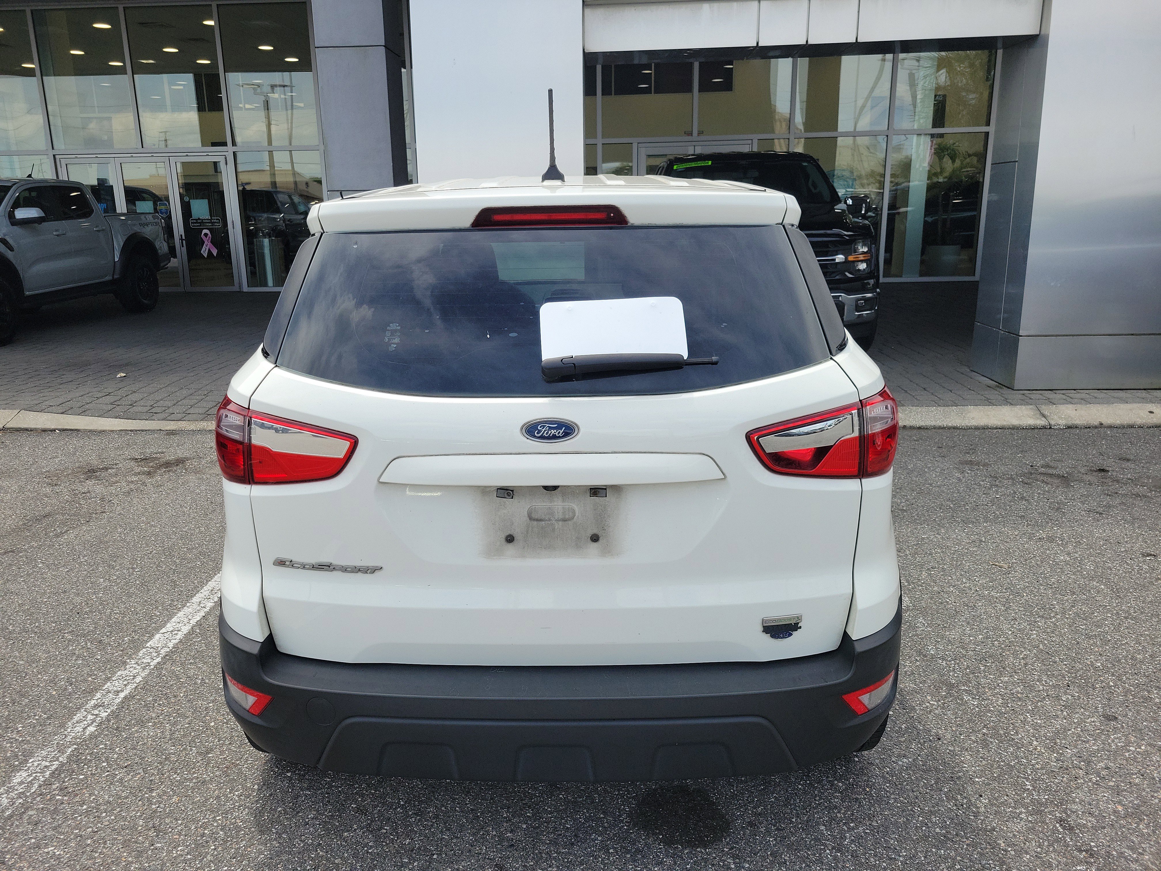 Certified 2018 Ford EcoSport S FWD image 4
