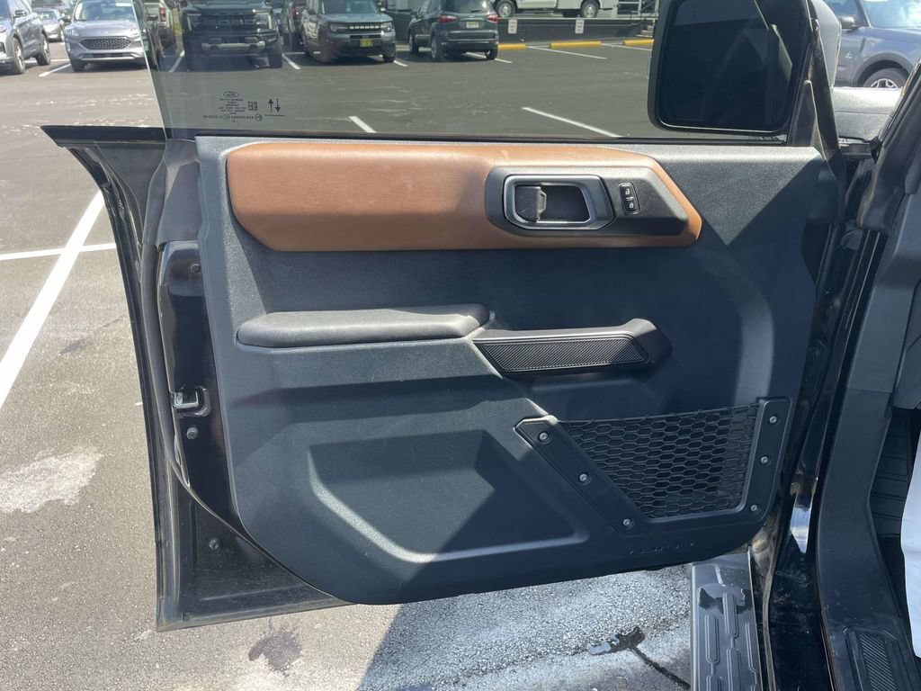 Certified 2024 Ford Bronco Outer Banks AWD/4WD image 15