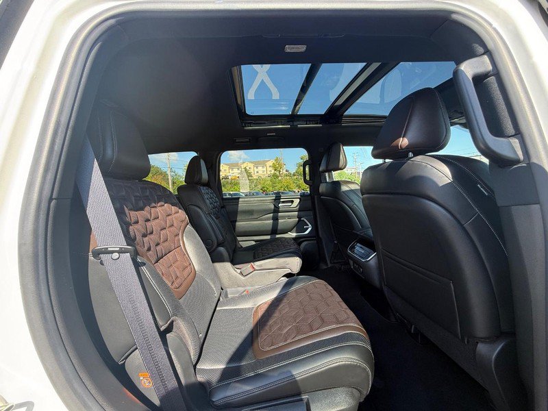 Used 2026 Nissan Armada Platinum AWD/4WD image 15
