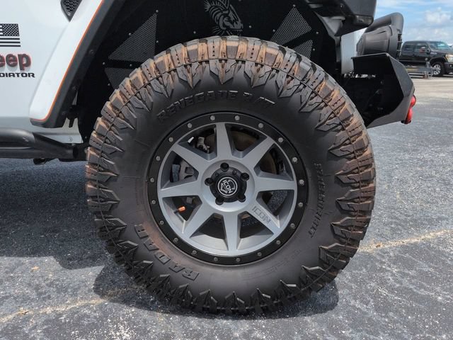 Used 2021 Jeep Gladiator Mojave AWD/4WD image 11