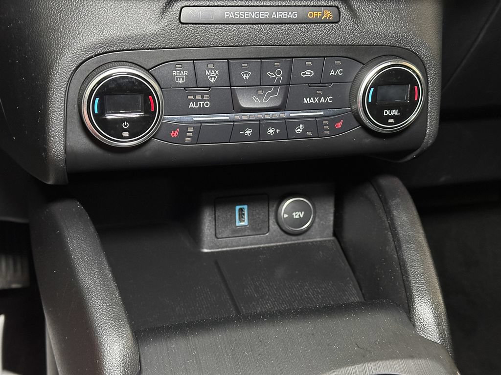 Certified 2020 Ford Escape Titanium AWD/4WD image 42