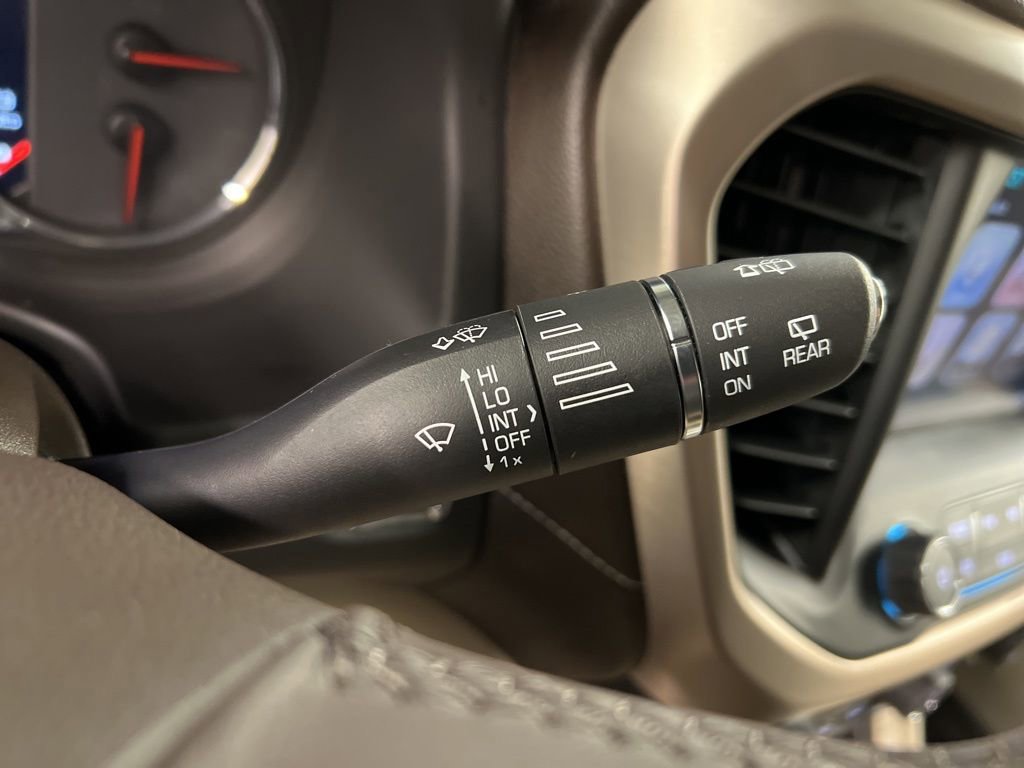 Used 2019 GMC Acadia Denali w/ Technology Package image 24