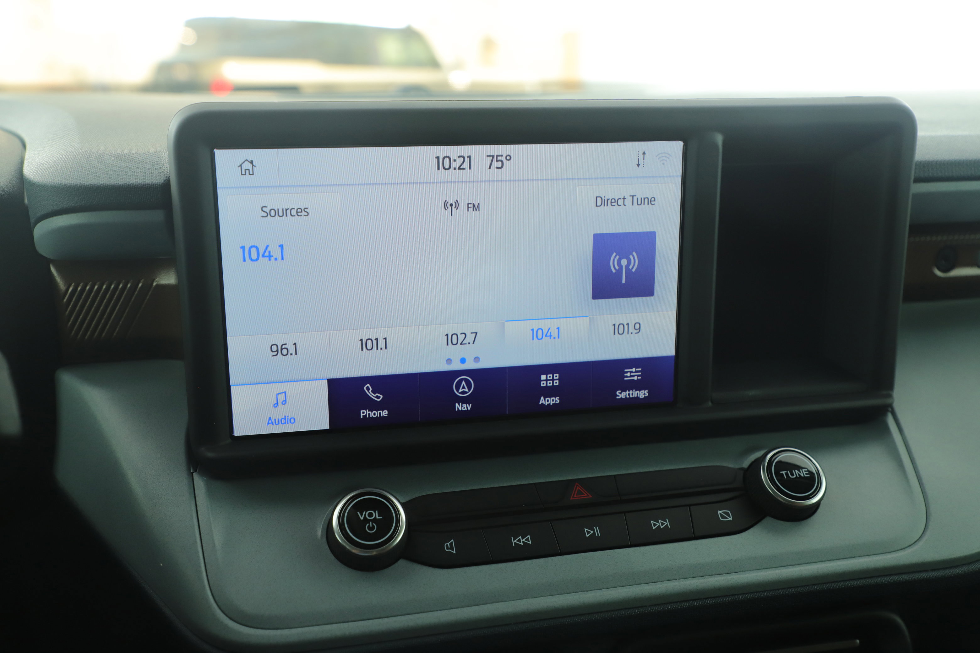 Certified 2024 Ford Maverick Lariat image 22