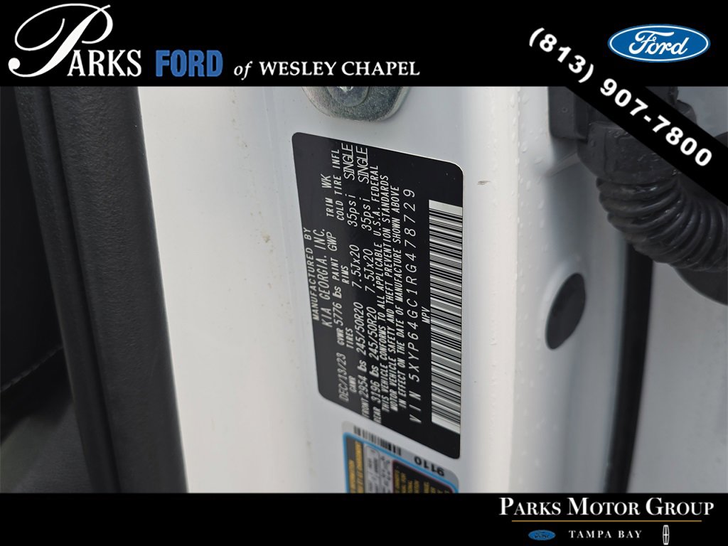 Used 2024 Kia Telluride S image 35