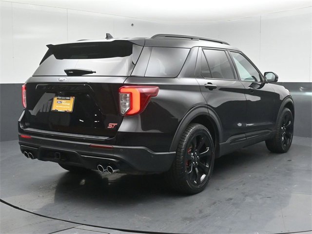 Certified 2021 Ford Explorer ST w/ ST Street Pack image 3