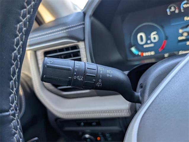 Certified 2023 Ford Expedition Limited image 16